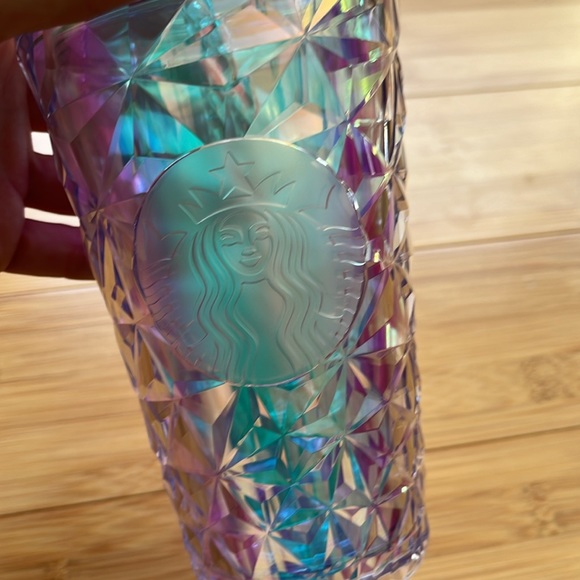 Starbucks cup with straw - Picture 2 of 3